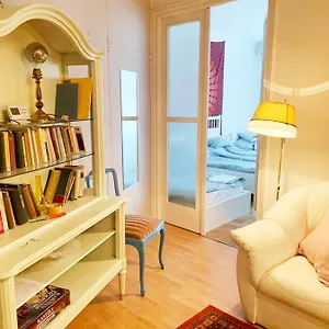  Apartman Cargo And