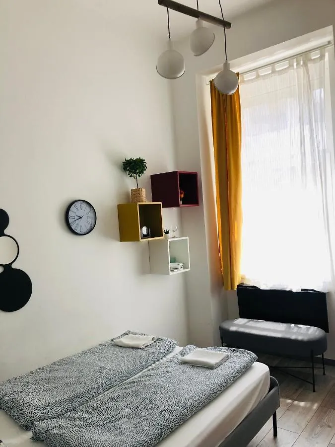 Bella Fiore Rooms 2 Budapešť 0*,
